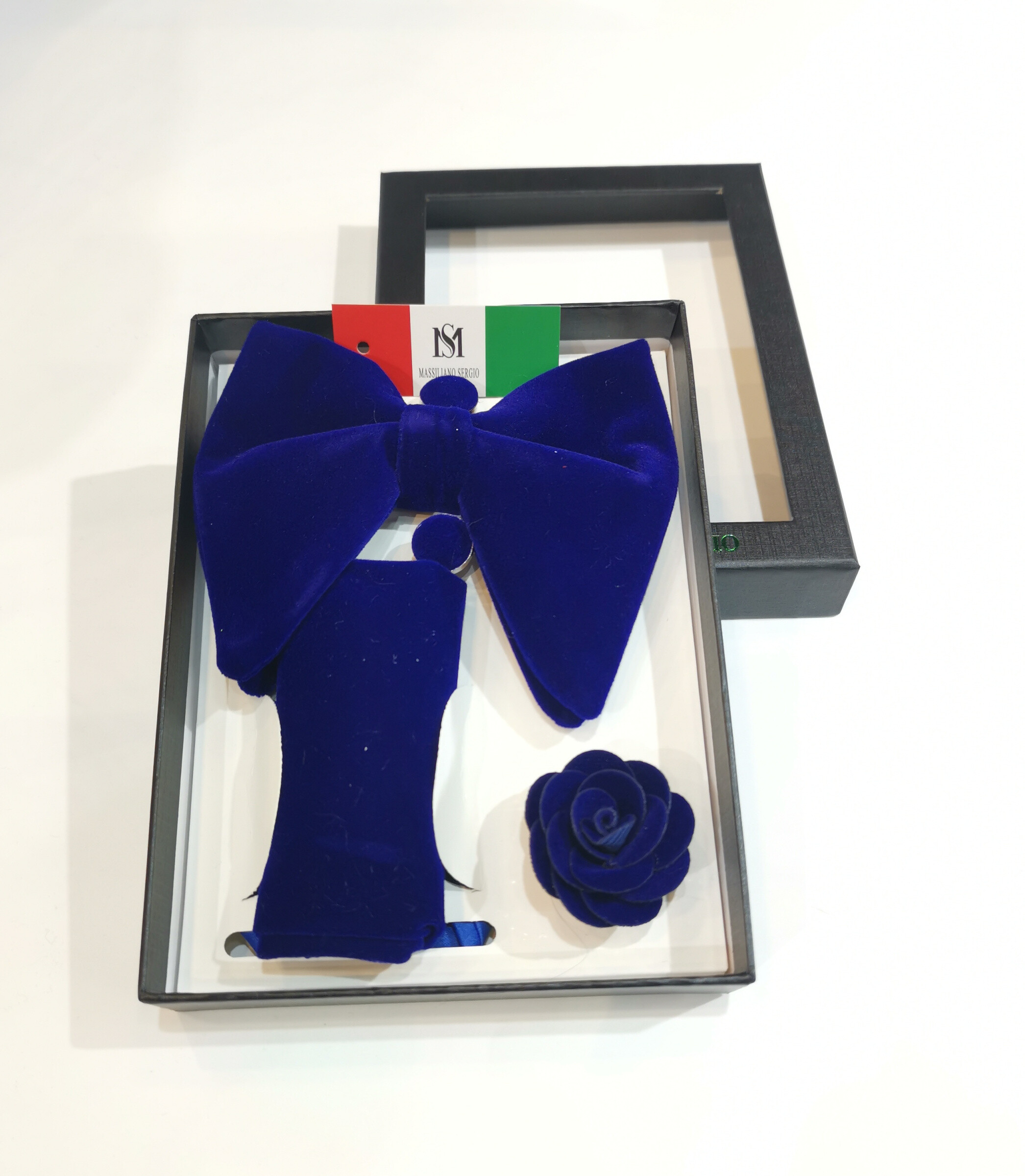 Wholesaler Massiliano Sergio - Velvet butterfly knot