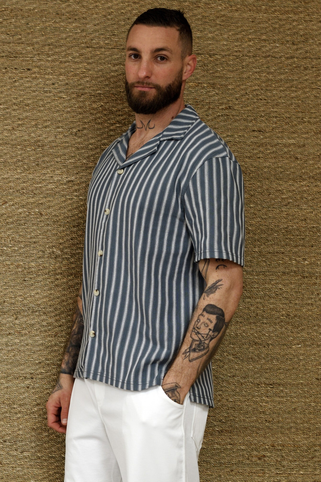 Mayorista Kharma - Camisa a rayas estructurada