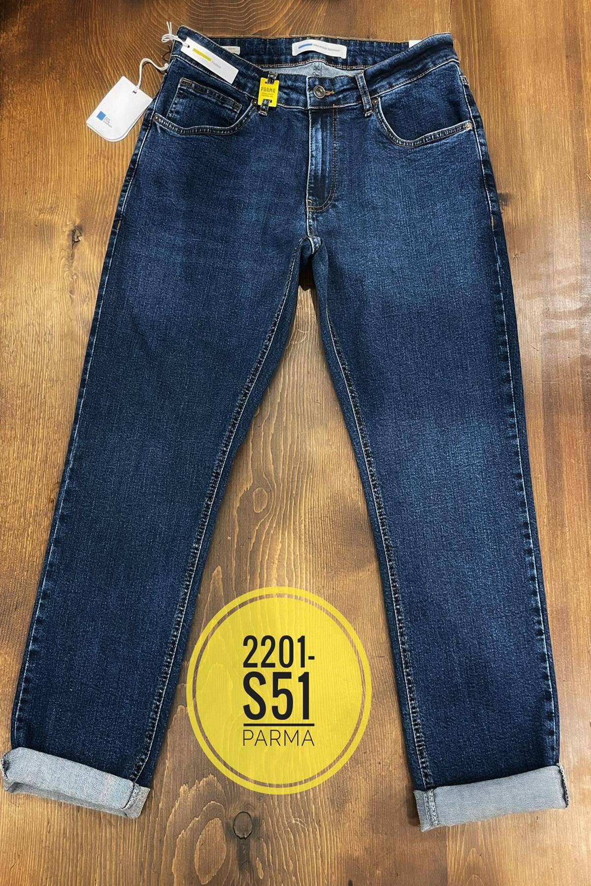 Wholesaler MAX 8 - Jeans max8 man