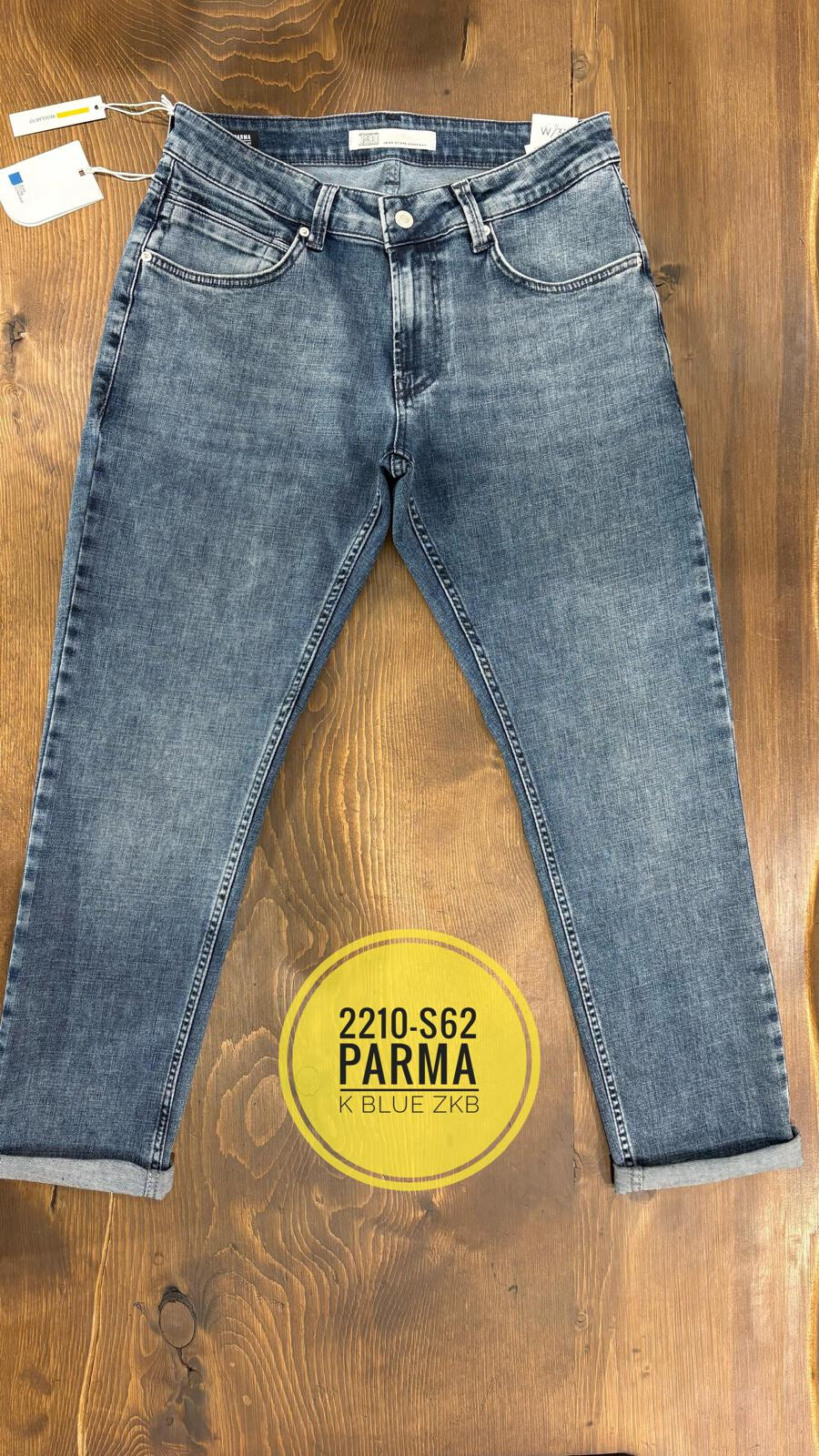 Grossiste MAX 8 - JEANS MAX 8