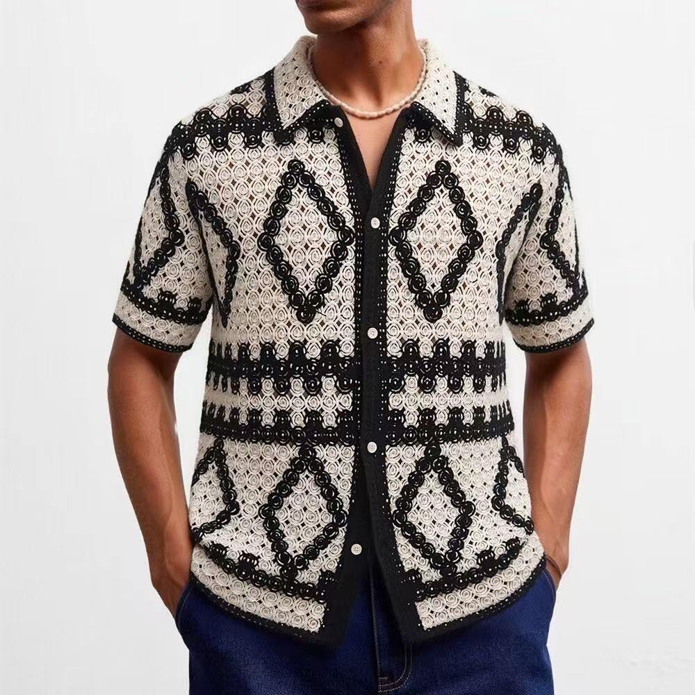Großhändler Mentex Homme - Kurzarmhemd interpretiert den Boho-Geist mit gewagten Grafiken neu