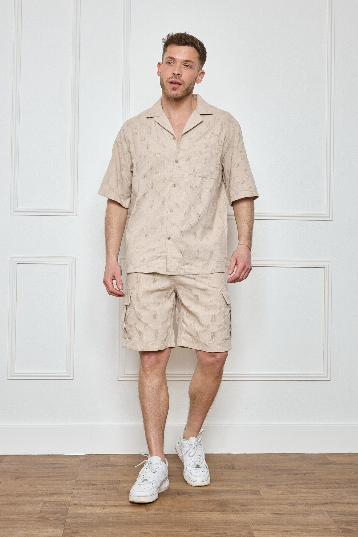 Wholesaler Mentex Homme - UNE men's sets shirt and semi transparent cargo shorts