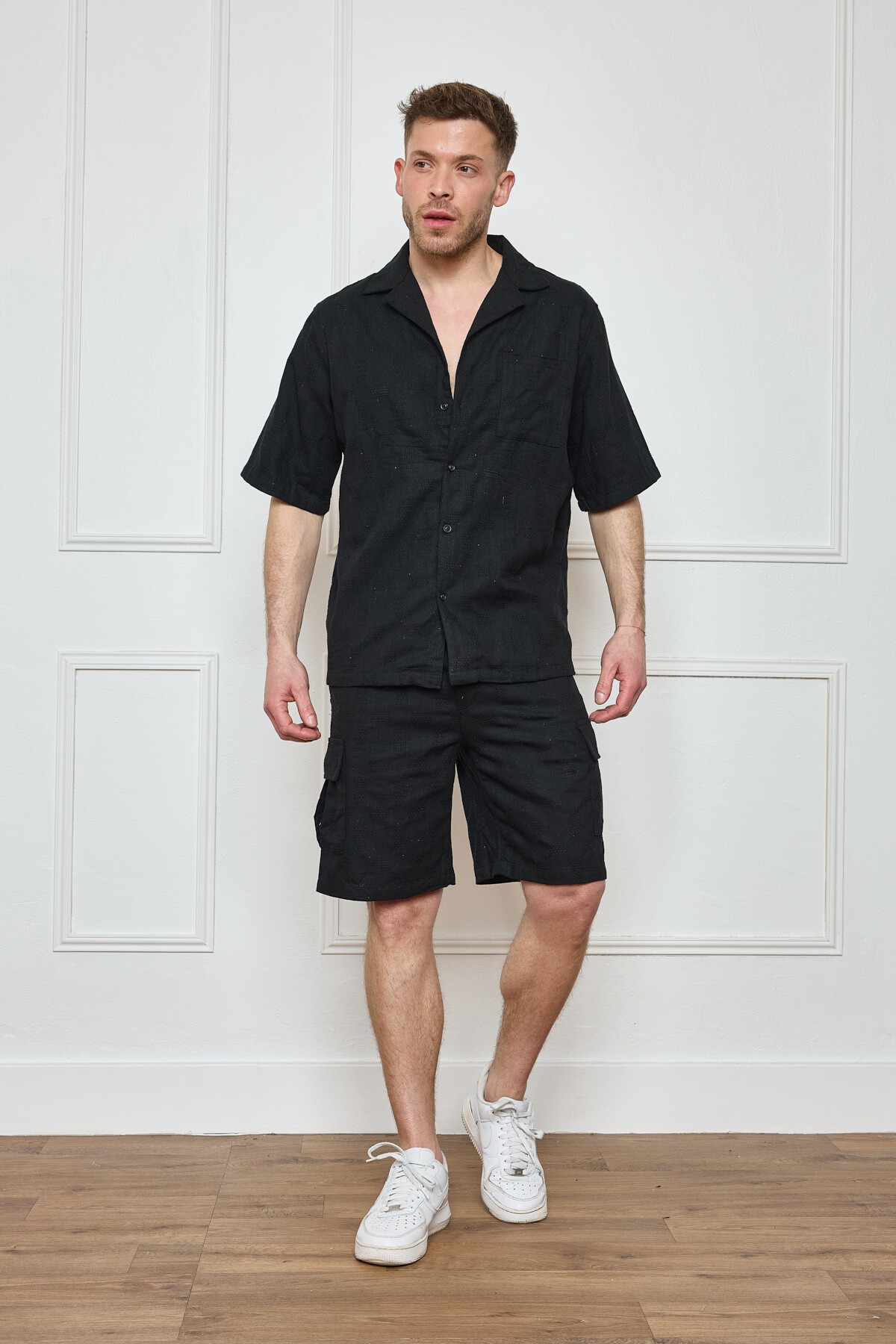 Wholesaler Mentex Homme - UNE men's sets shirt and semi transparent cargo shorts