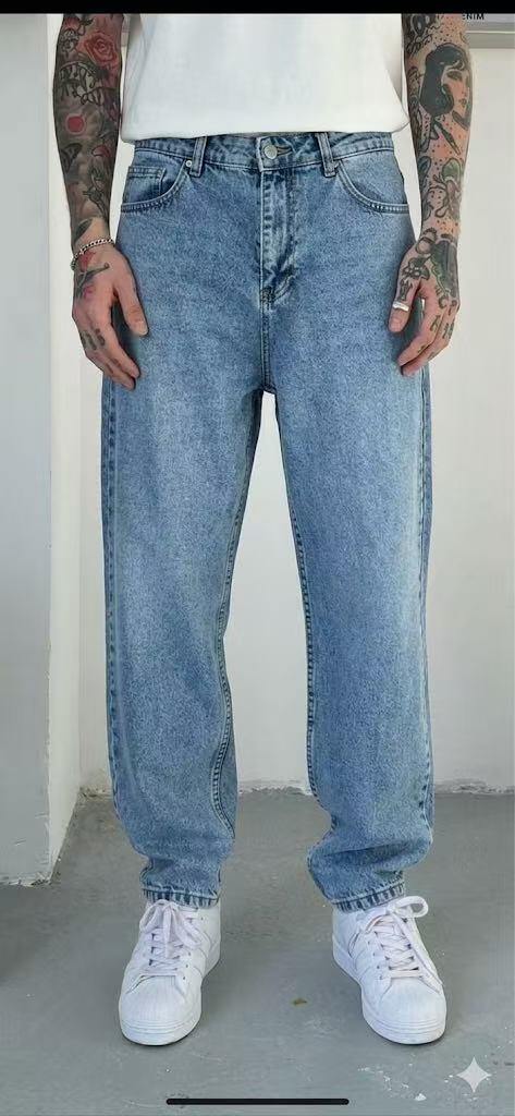 Grossista Mentex Homme - Jeans a taglio ampio dallo stile urbano e confortevole