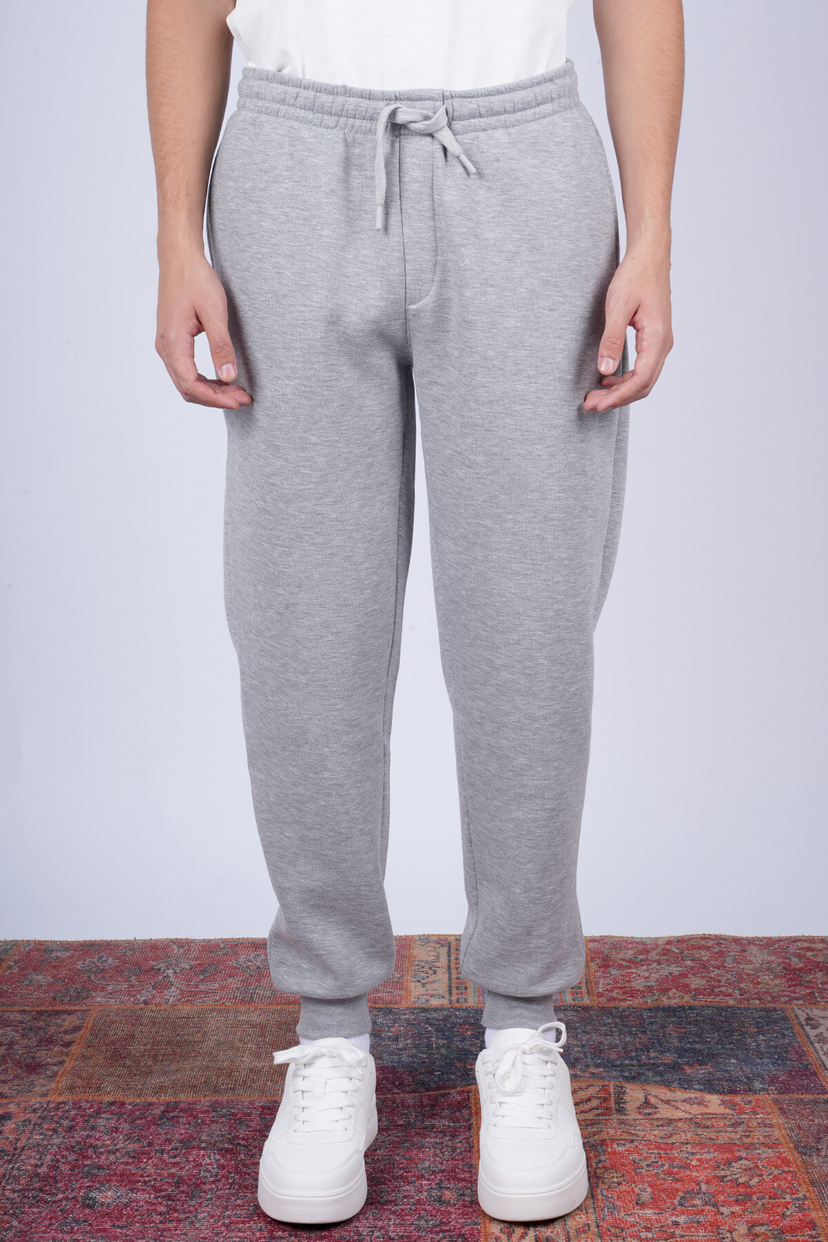 Großhändler Mentex Homme - Essentielle Jogginghose in Meliertem Grau