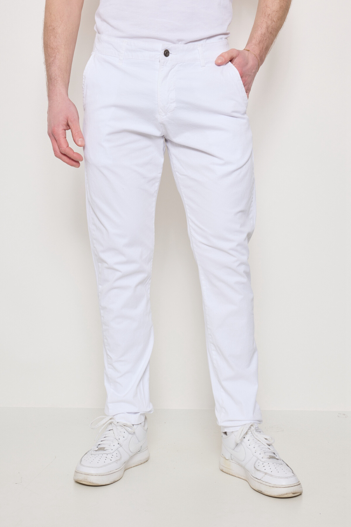 Grossiste Mentex Homme - PANTALON CHINO SIMPLE UNI HOMME