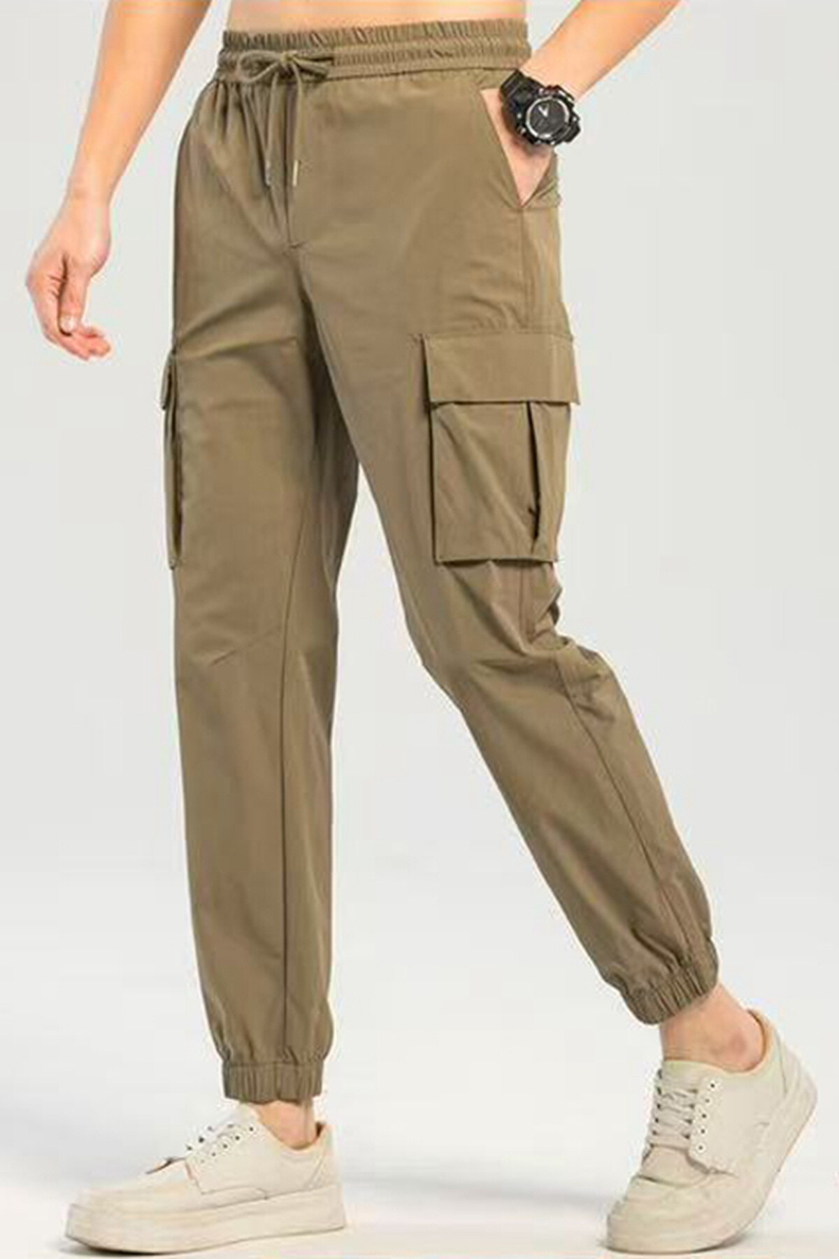 Großhändler Mentex Homme - Unifarbene Fallschirmhose mit Cargo-Effekt und Kordelzug