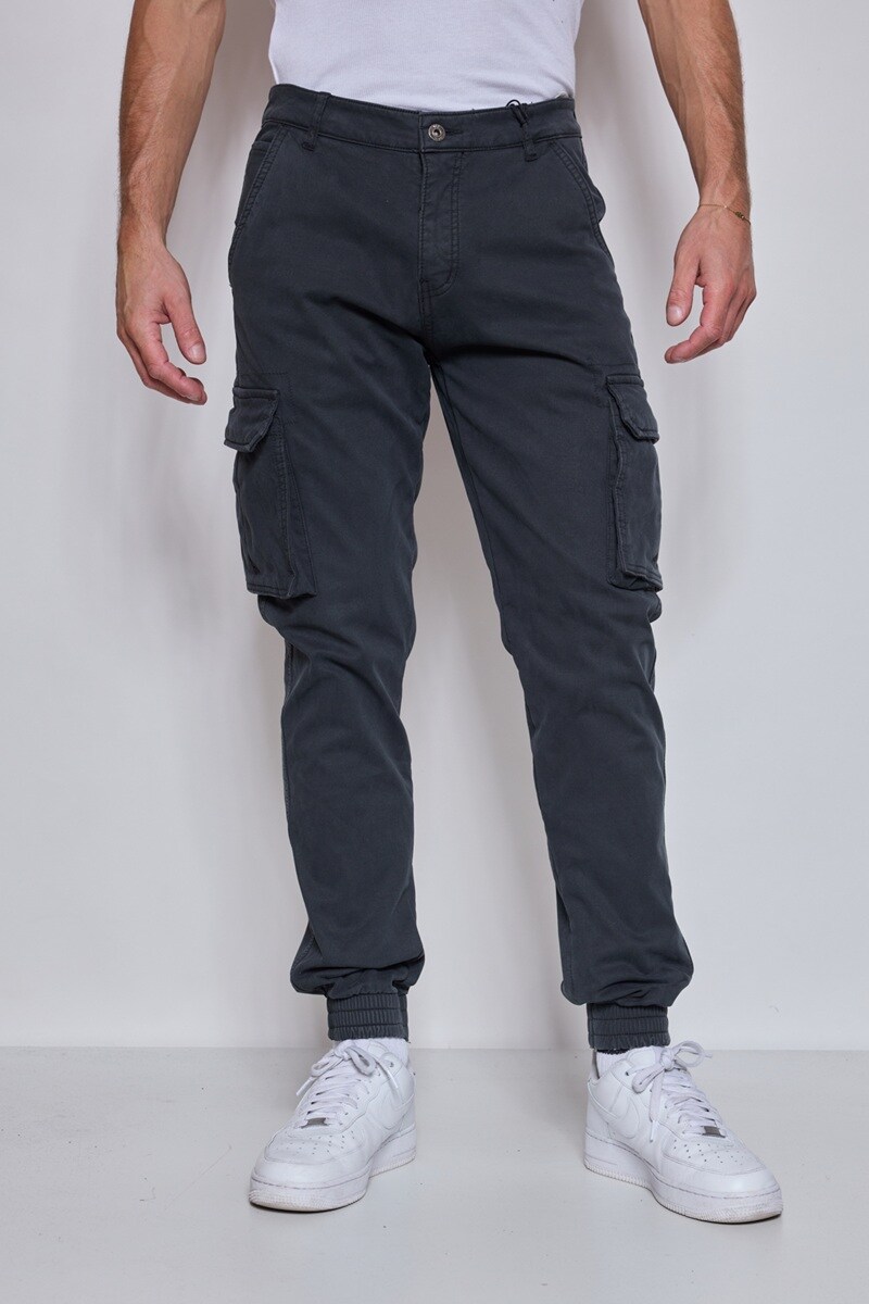 Wholesaler Mentex Homme - Solid cargo pants with pockets and ankle drawstring