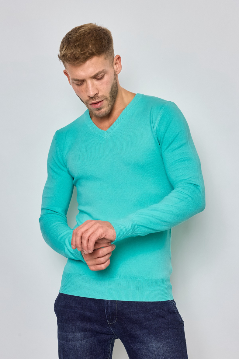 Großhändler Mentex Homme - Einfarbige Herrenpullover mit V-Ausschnitt und langen Ärmeln