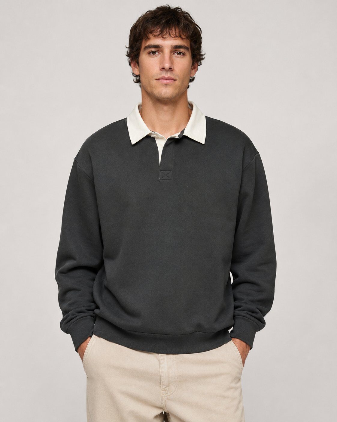 Grossiste Mentex Homme - Sweat Noir Polo Contrast