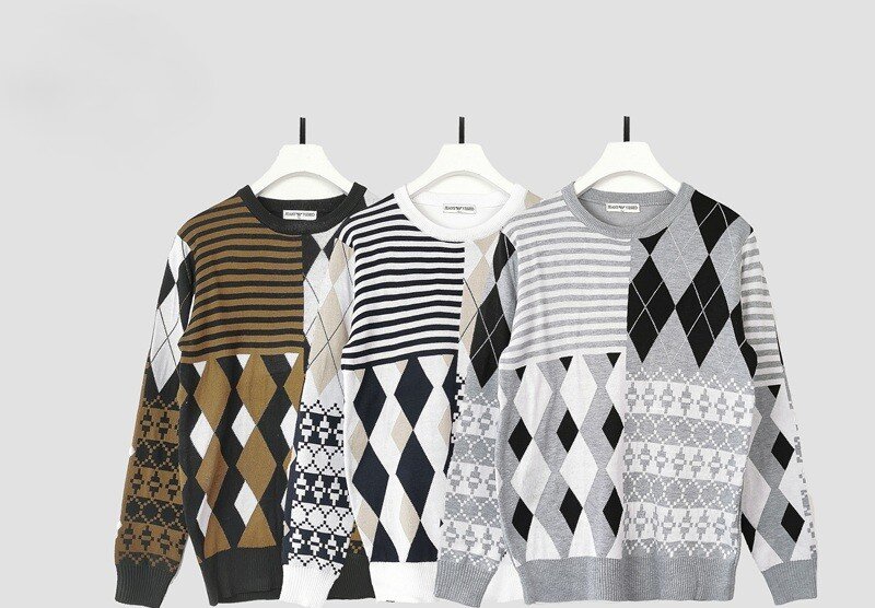 Wholesaler Mentex Homme - Men's plain round-neck sweater with diamond pattern, BLACK, WHITE, GREY (3*M, 3*L, 3*XL, 3*XXL)