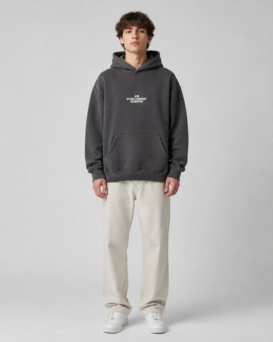 Grossista Mentex Homme - Felpa con Cappuccio Grigio Scuro Stampa Street