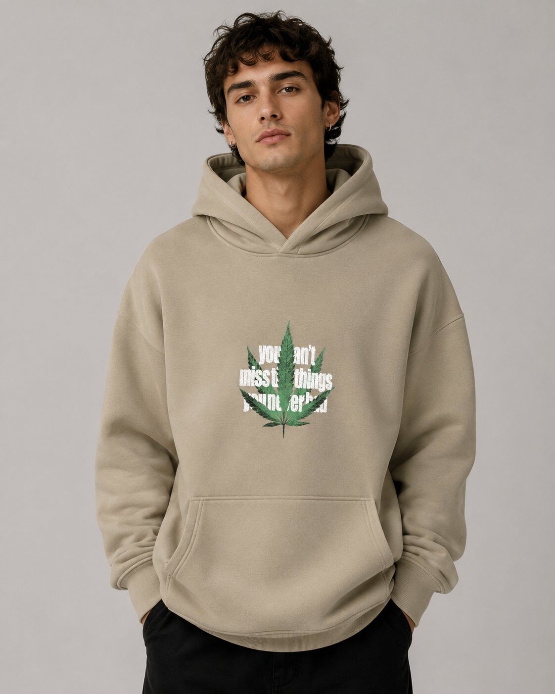 Grossista Mentex Homme - Felpa con Cappuccio Verde Leaf Message Street