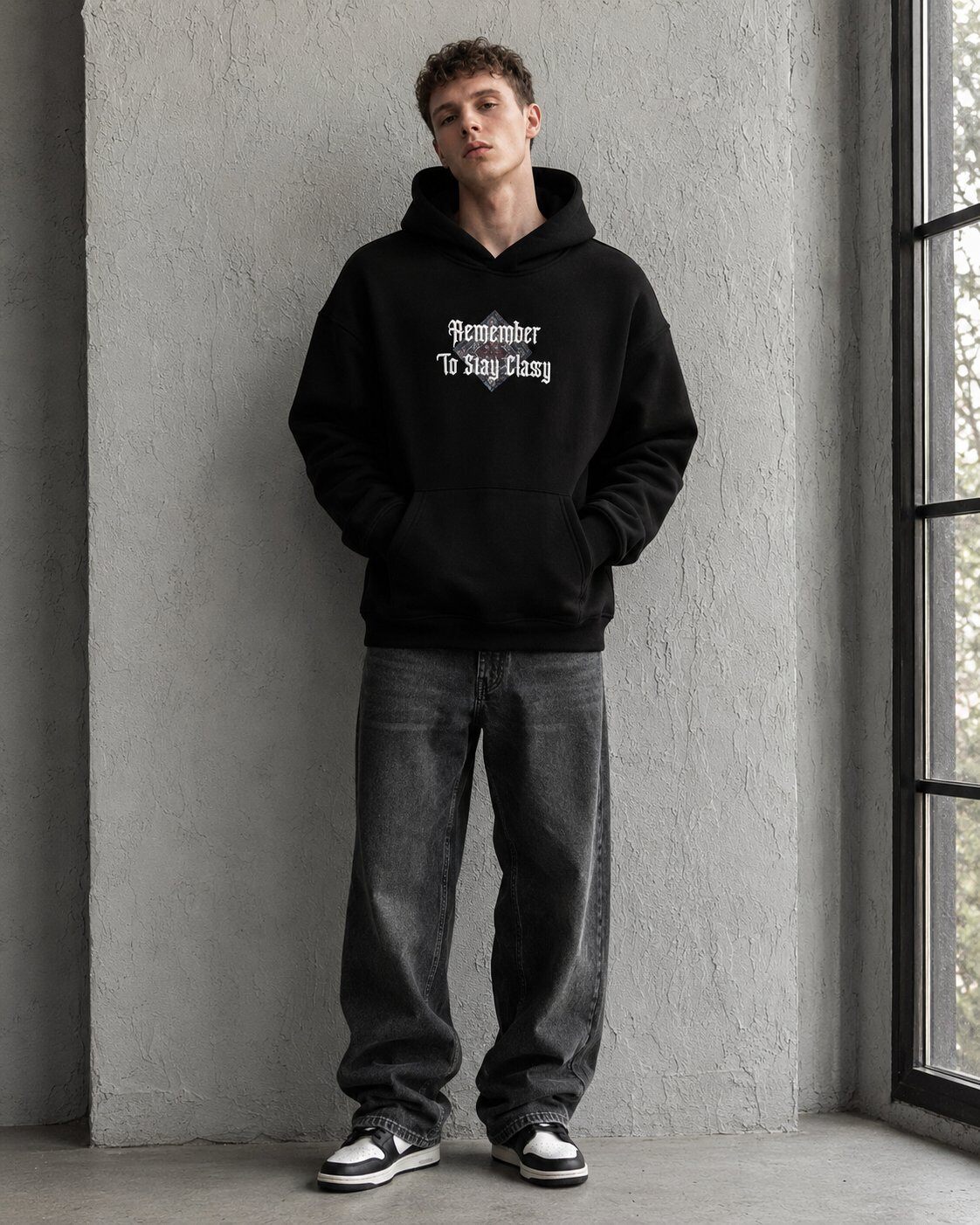 Grossista Mentex Homme - Felpa con cappuccio nera con grafica davanti e dietro