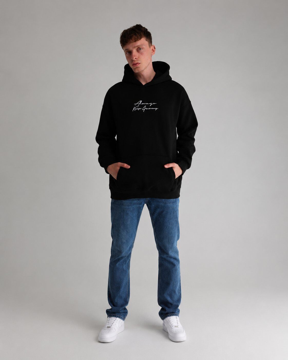 Grossista Mentex Homme - Felpa con Cappuccio Nera con Grafica di Colomba