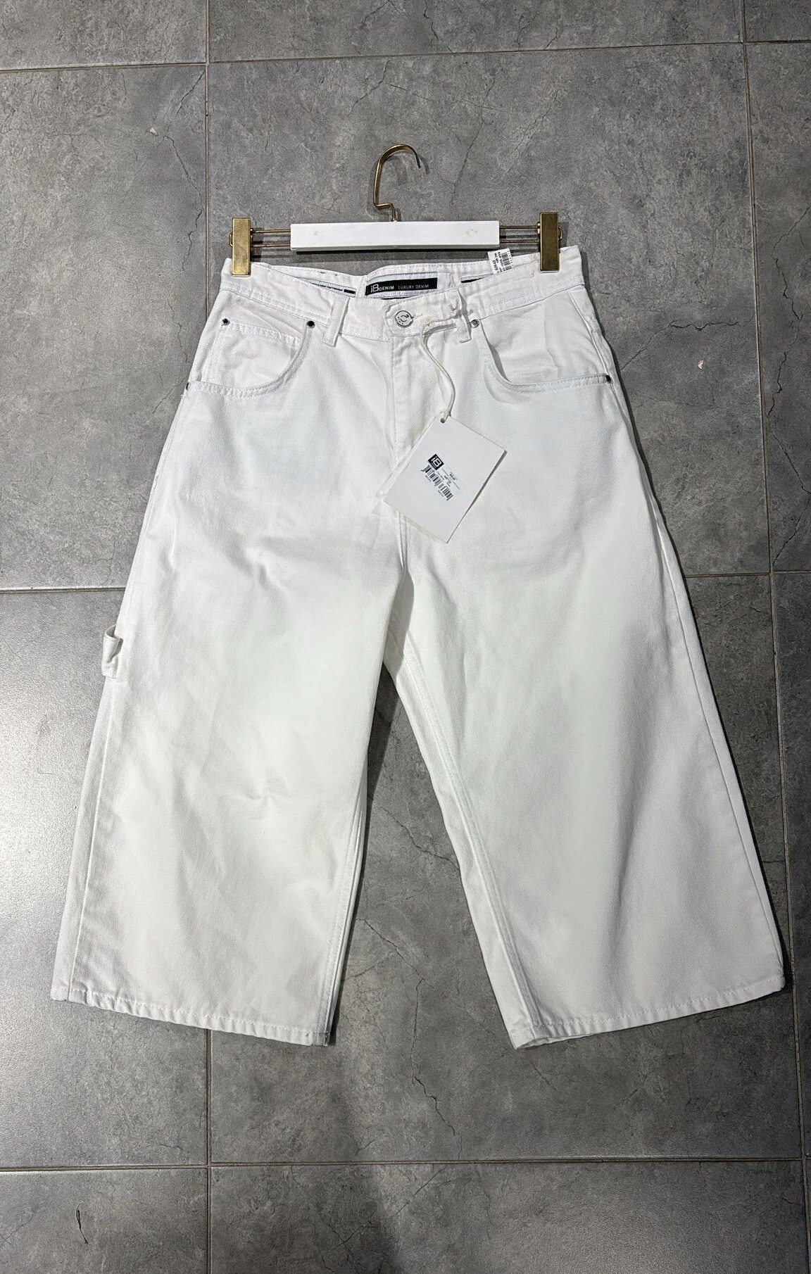 Großhändler Mentex Homme - Weiße Denim-Bermuda-Shorts mit modernem Schnitt