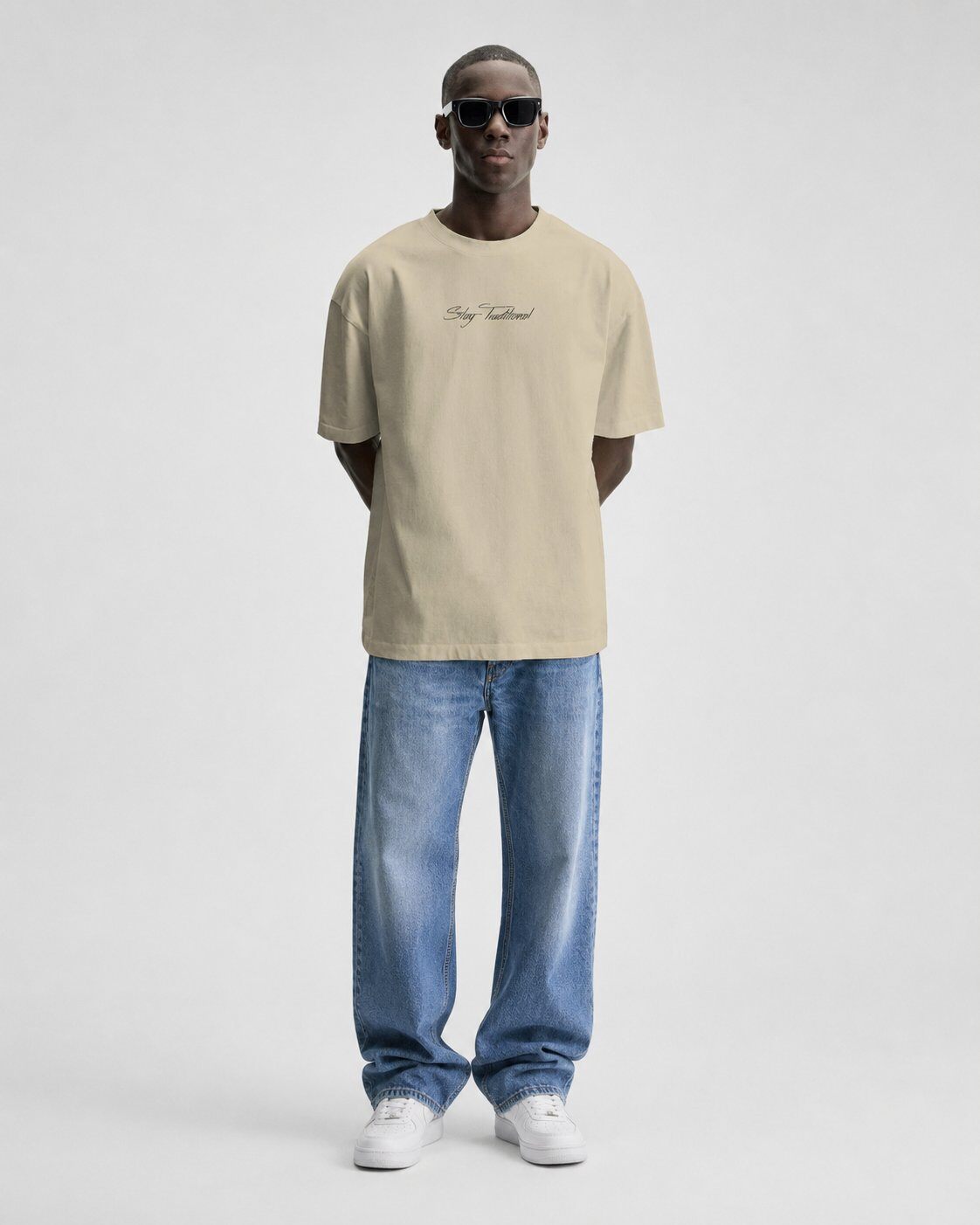 Grossista Mentex Homme - T-shirt Beige con Grafica sul Retro