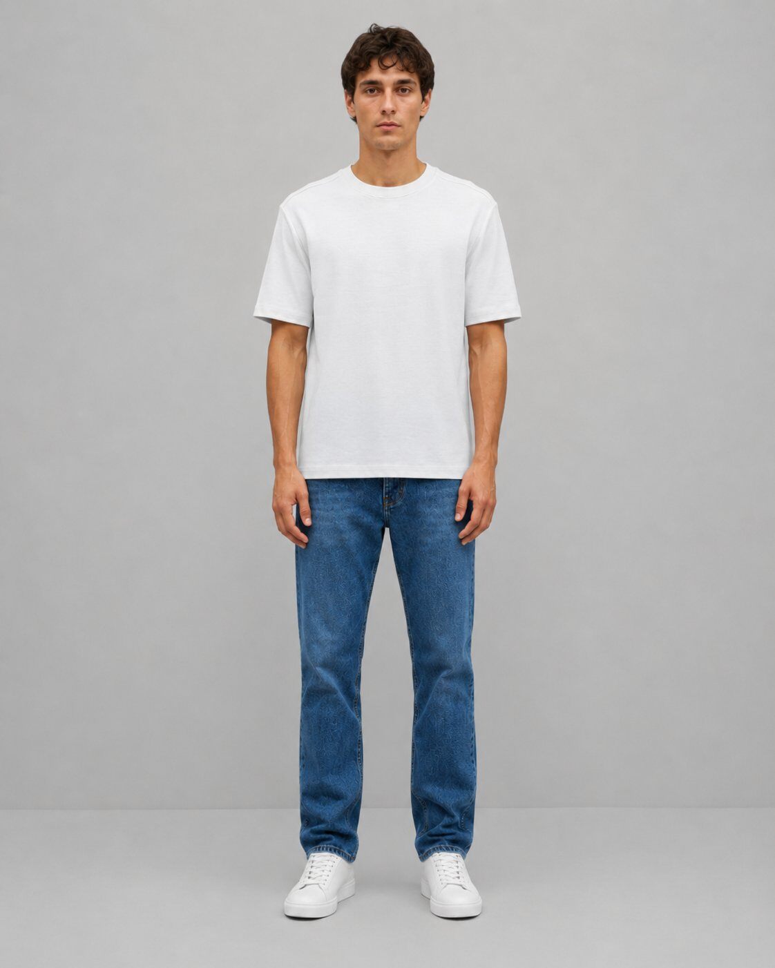 Grossista Mentex Homme - T-shirt Bianca con Texture Minimalista
