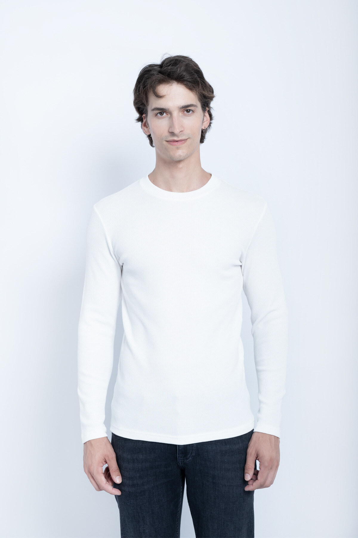 Großhändler Mentex Homme - Weißes Langarm-Fit-T-Shirt