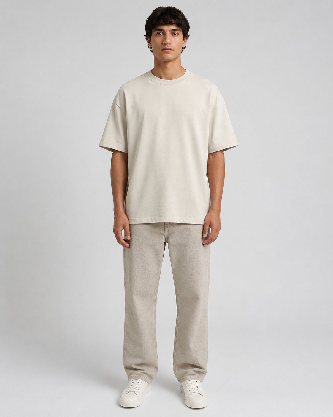 Großhändler Mentex Homme - Beiges Oversize Minimal T-Shirt