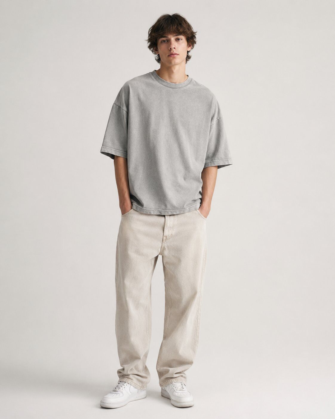 Grossista Mentex Homme - T-shirt Oversize con Stampa sul Retro