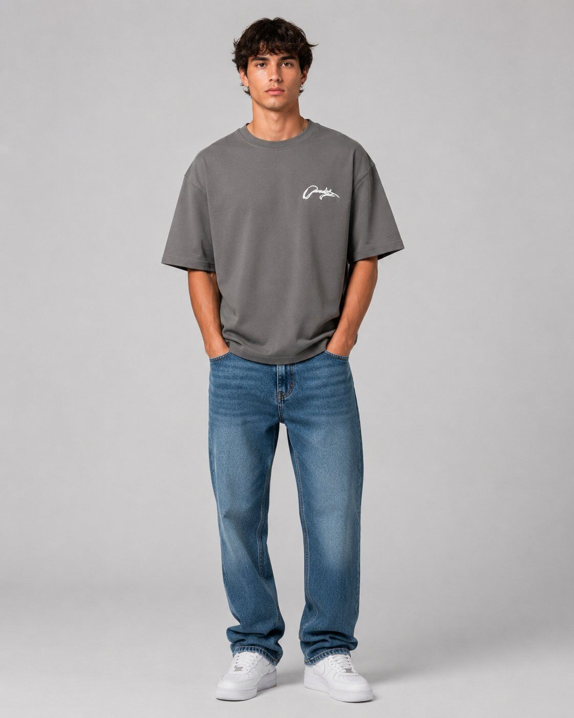 Großhändler Mentex Homme - Graues T-Shirt mit Rückendruck-Logo