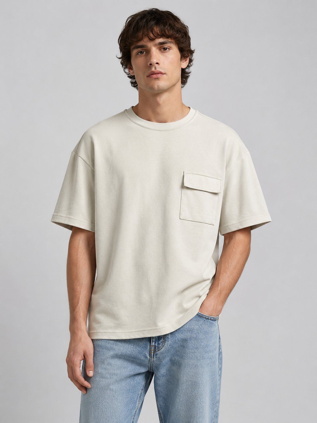 Großhändler Mentex Homme - Beiges T-Shirt mit Klappentasche