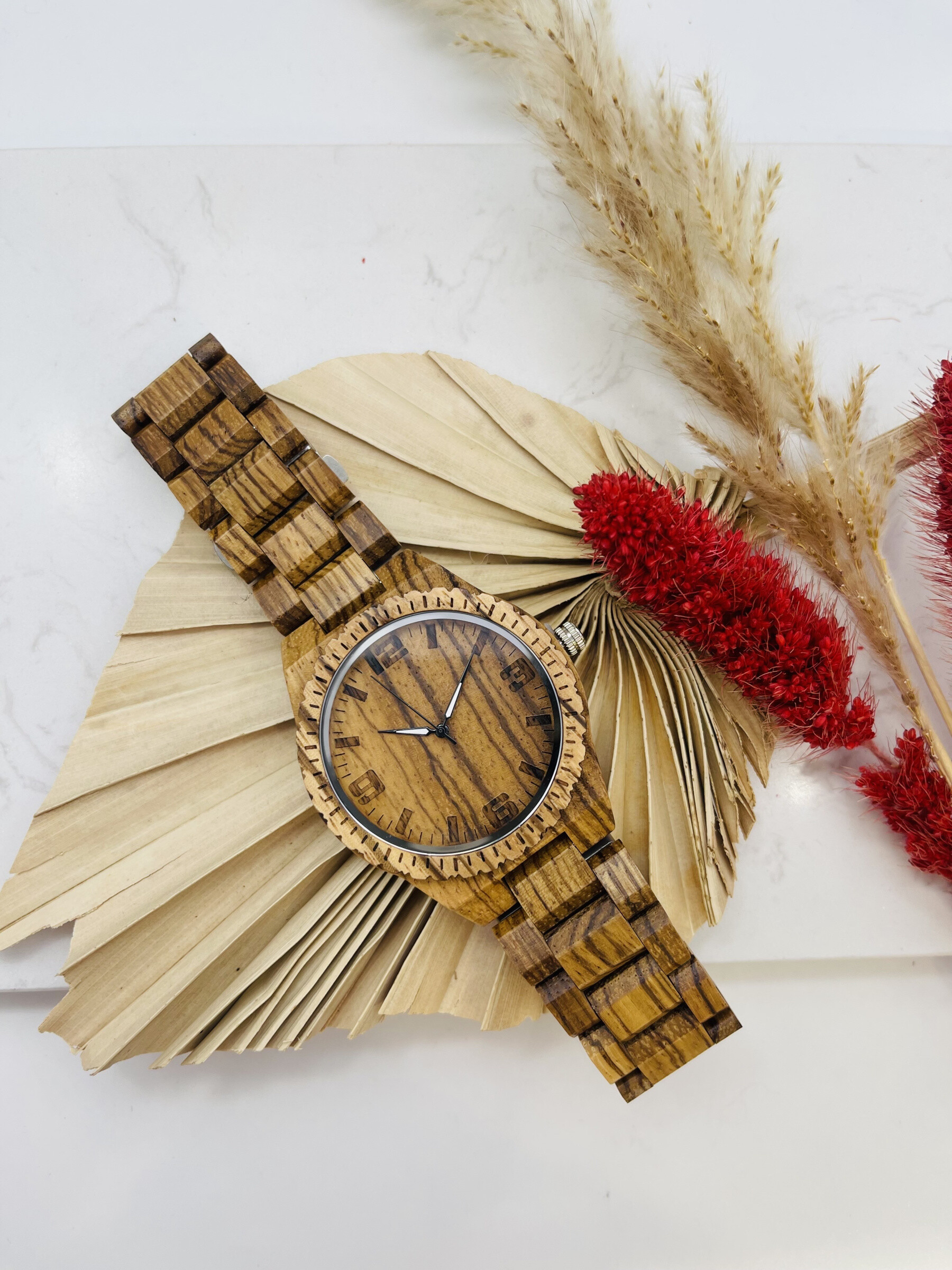 Wholesaler Michael John Montres - Wooden watch