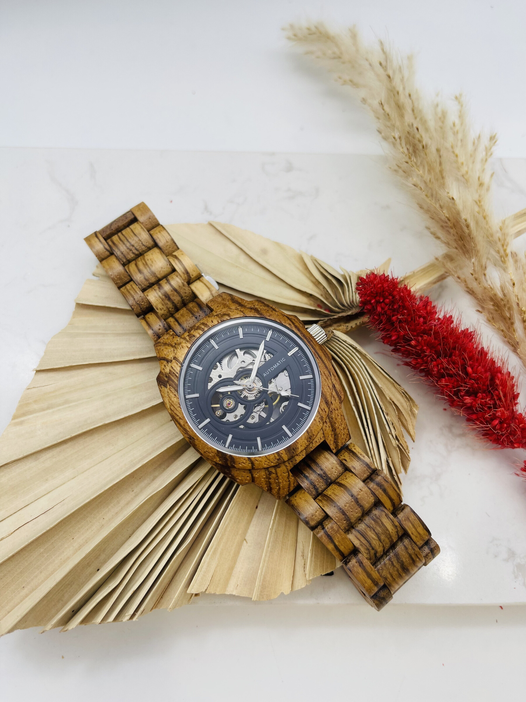 Wholesaler Michael John Montres - Wooden watch