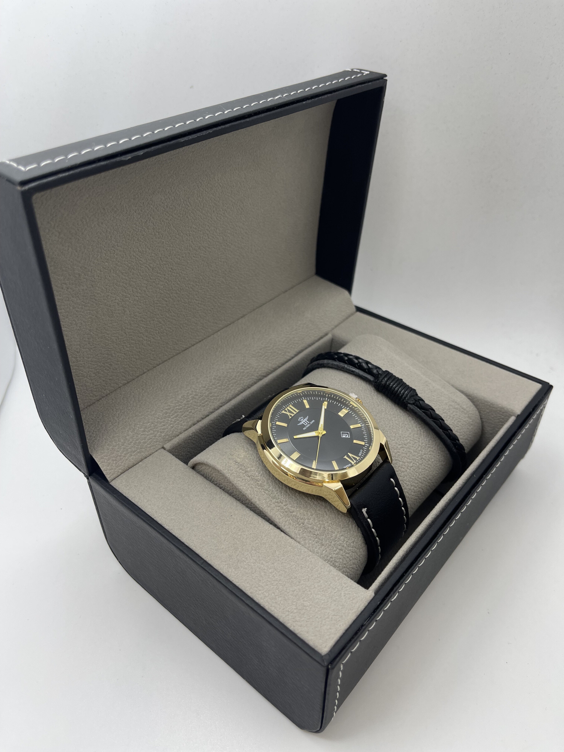 Wholesaler Michael John Montres - Michael John men's watch box with steel jewelry