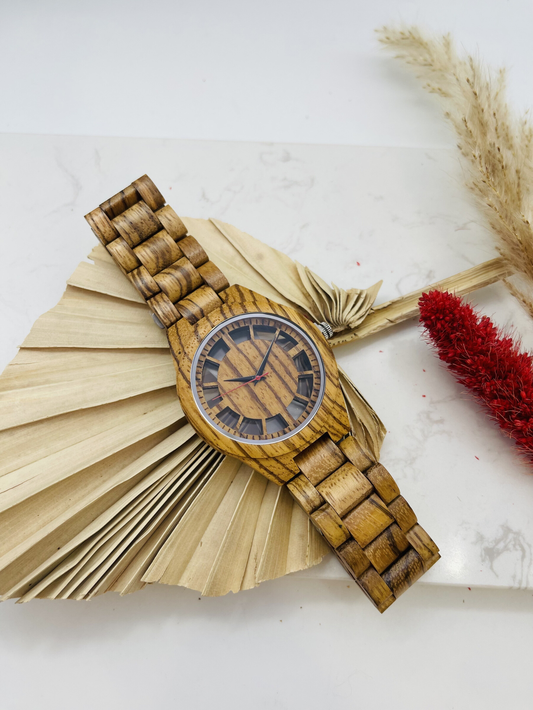 Wholesaler Michael John Montres - Wooden watch