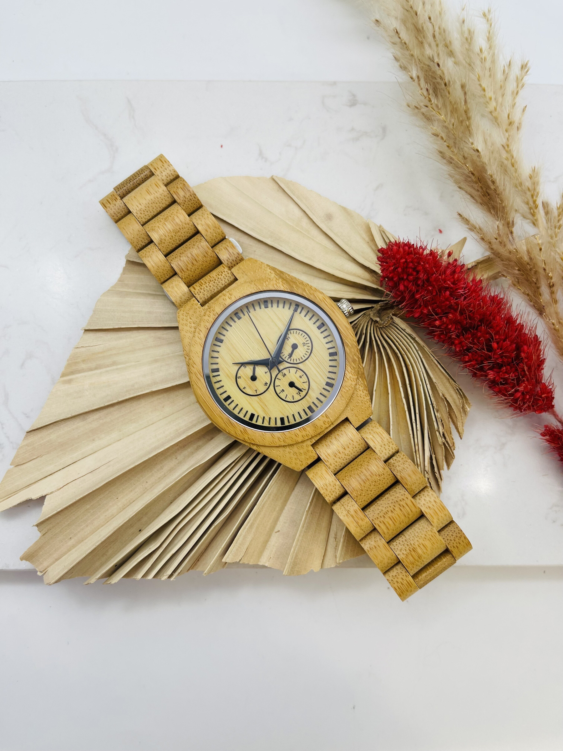 Wholesaler Michael John Montres - Wooden watch