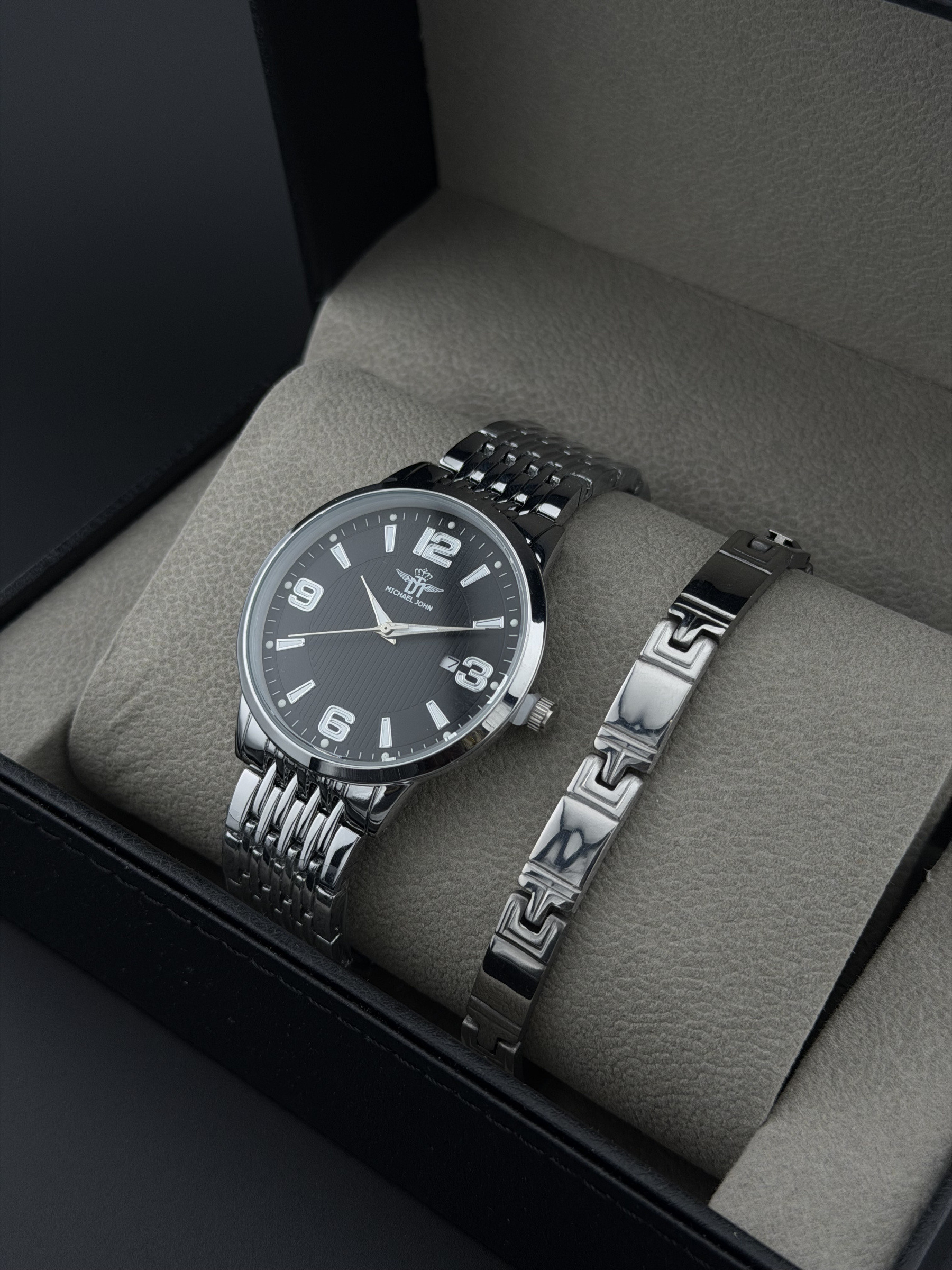 Grossista Michael John Montres - COFANETTO UOMO OB8705G A