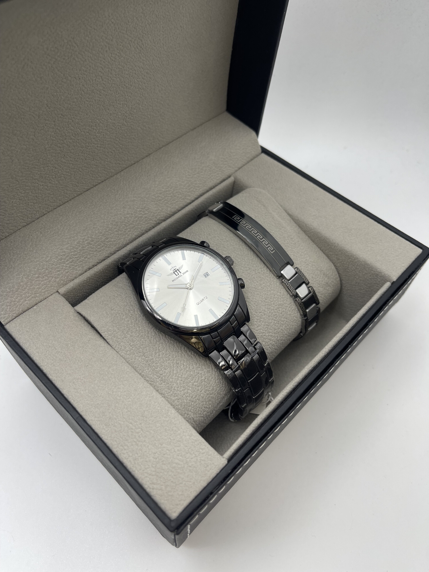 Grossista Michael John Montres - Cofanetto orologio uomo Michael John con gioielli in acciaio