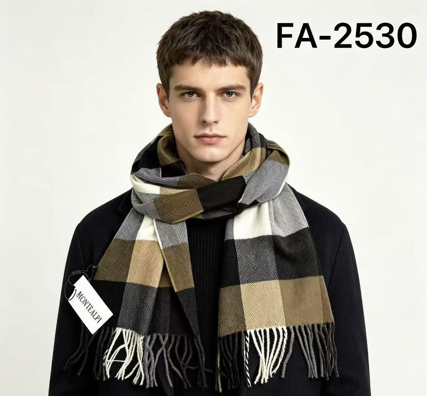 Wholesaler MONTE ALPI - MEN'S SCARF WITH MODERN SQUARE BLOCK PATTERN