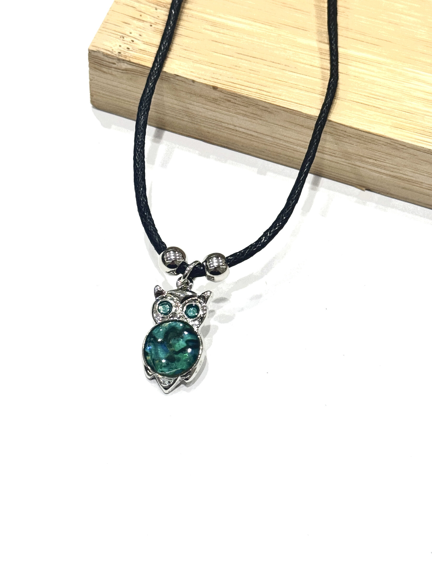 Grossiste MY ACCESSORIES PARIS - COLLIER CORDON PENDENTIF ABALONE