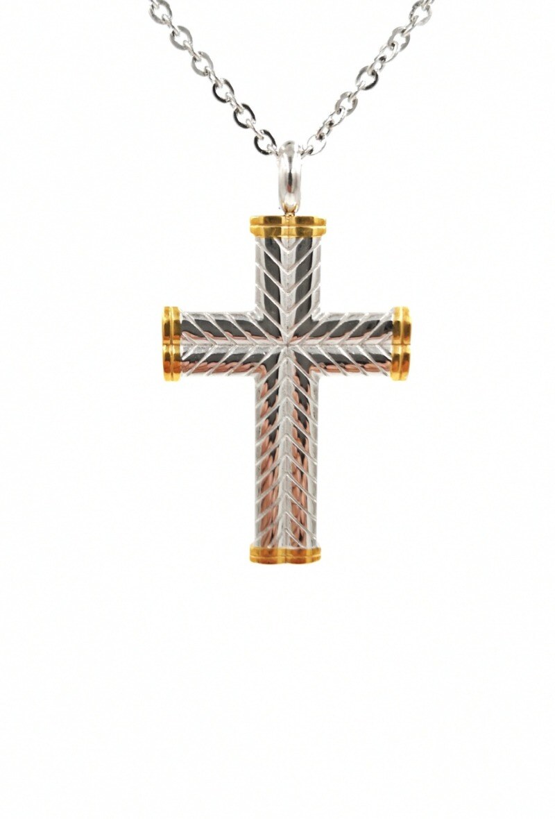 Grossista MYLENE ET FELIX - Collana uomo con ciondolo croce collana uomo con ciondolo in acciaio