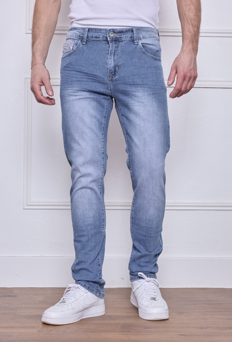 Großhändler Omnimen - Herrenjeans Hellblau - Schmale Passform