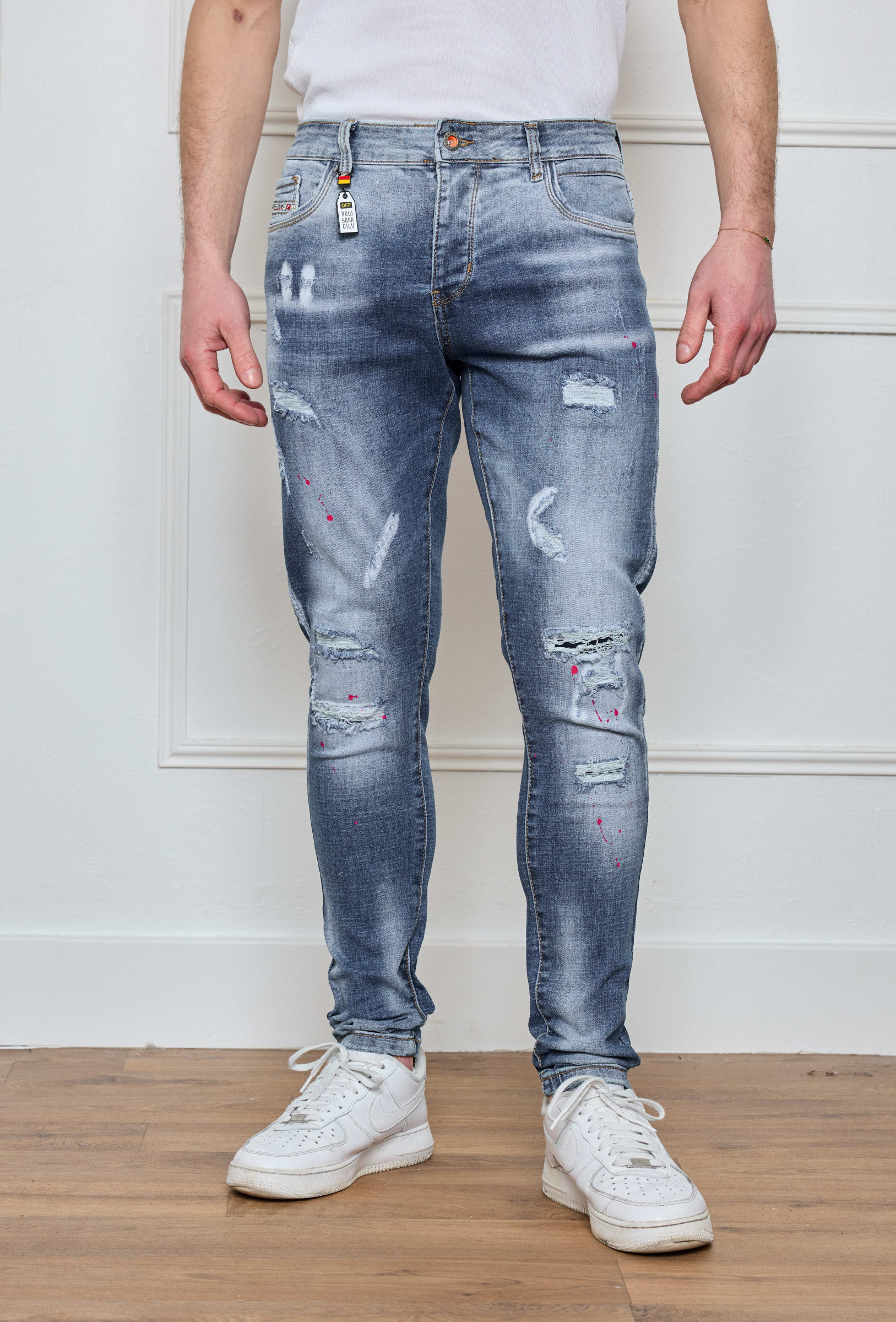 Wholesaler Omnimen - Men's Faded, Ripped, Stained Jeans W250