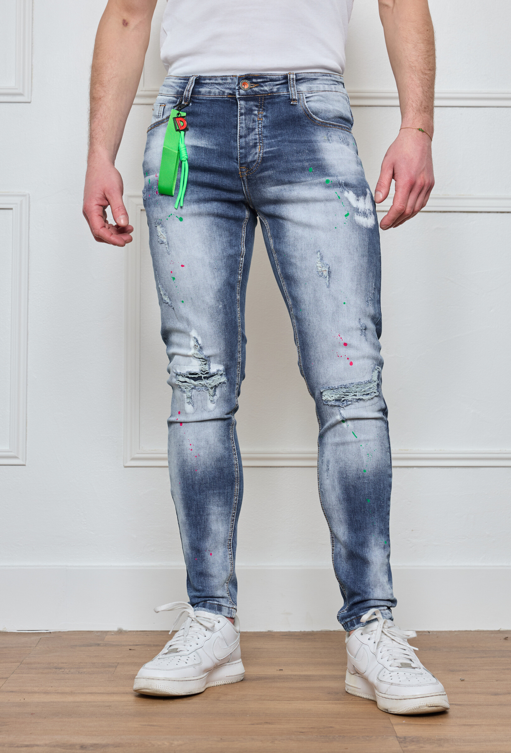 Grossiste Omnimen - Jeans Homme Denim bleu Délavé,Déchiré Taché W252