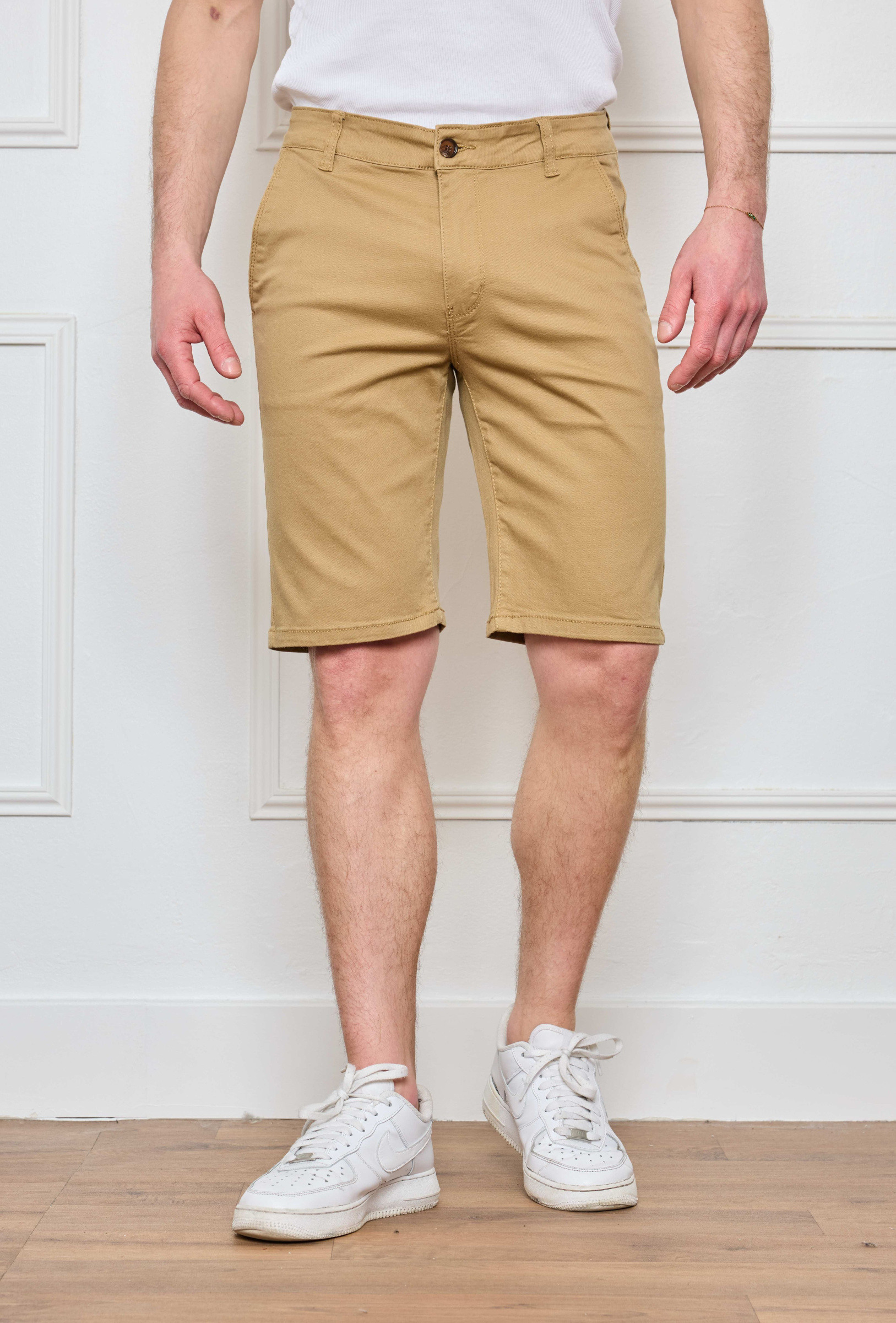 Grossista Omnimen - Bermuda Chino in Cotone Colorato da Uomo alla Moda
