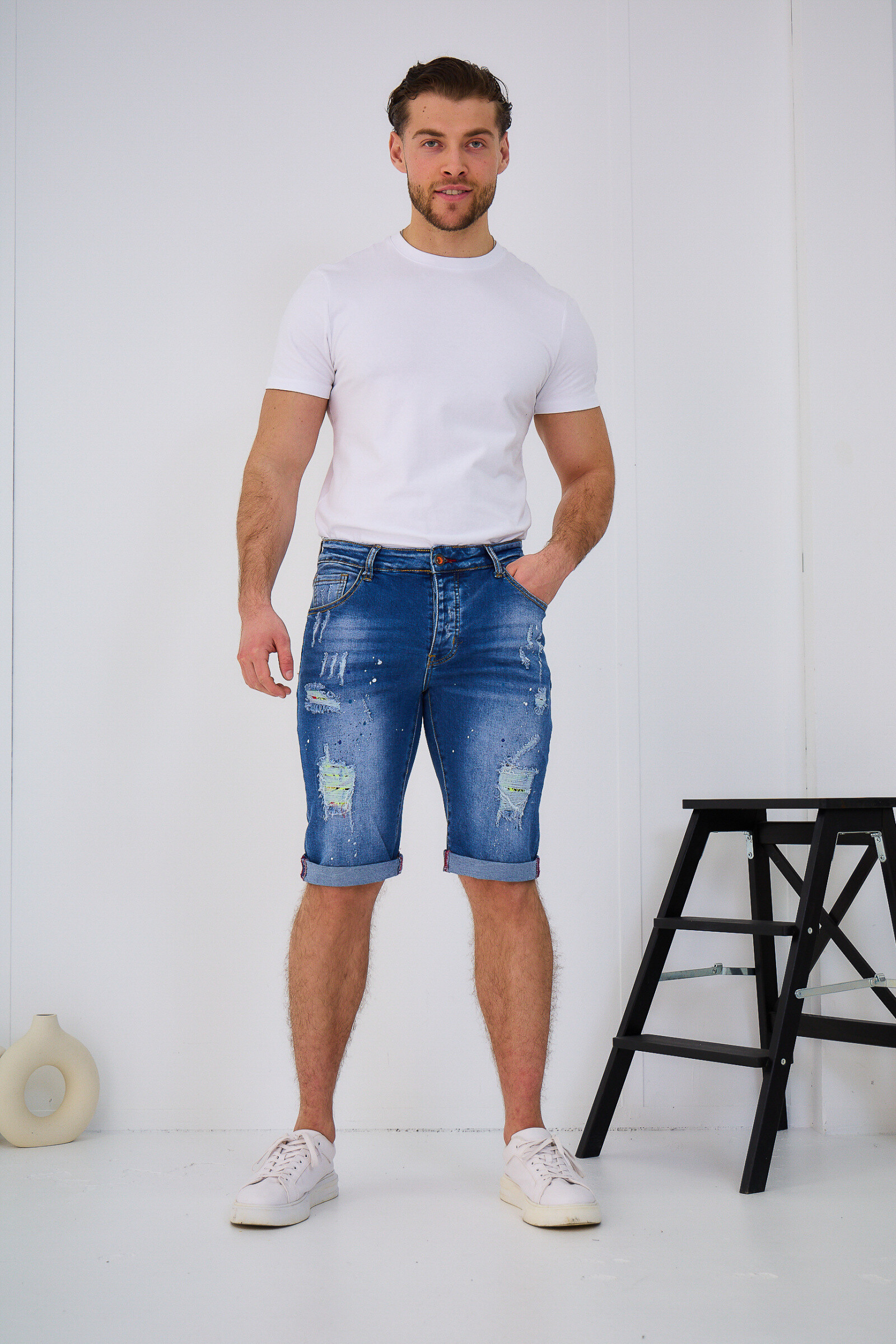 Wholesaler Omnimen - Modern torn jeans shorts
