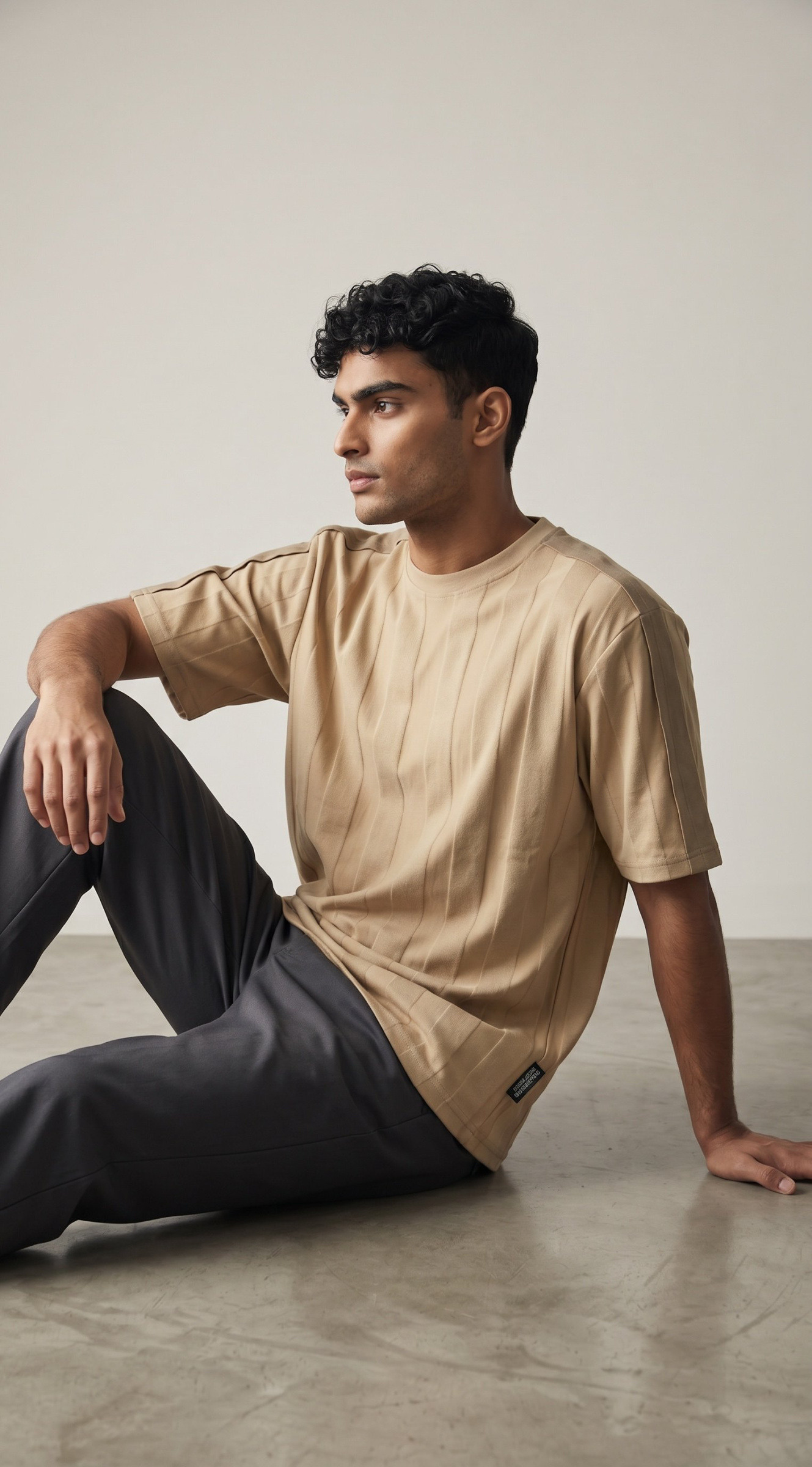 Wholesaler Omnimen - Premium Beige Oversized Striped T-shirt