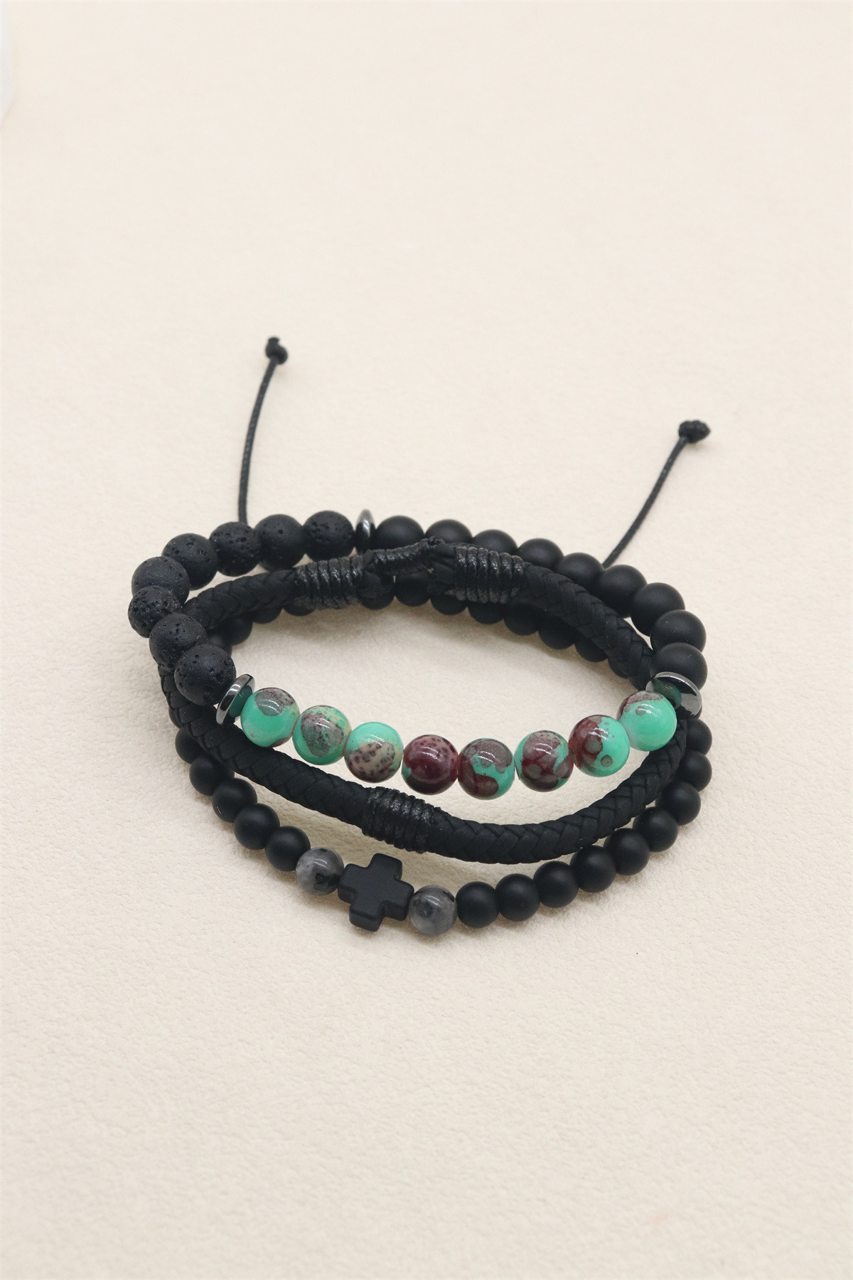 Grossiste ORIENT EXPRESS FIRST - LOT DE BRACELET HOMME EN ACIER. CUIR ET RESINE