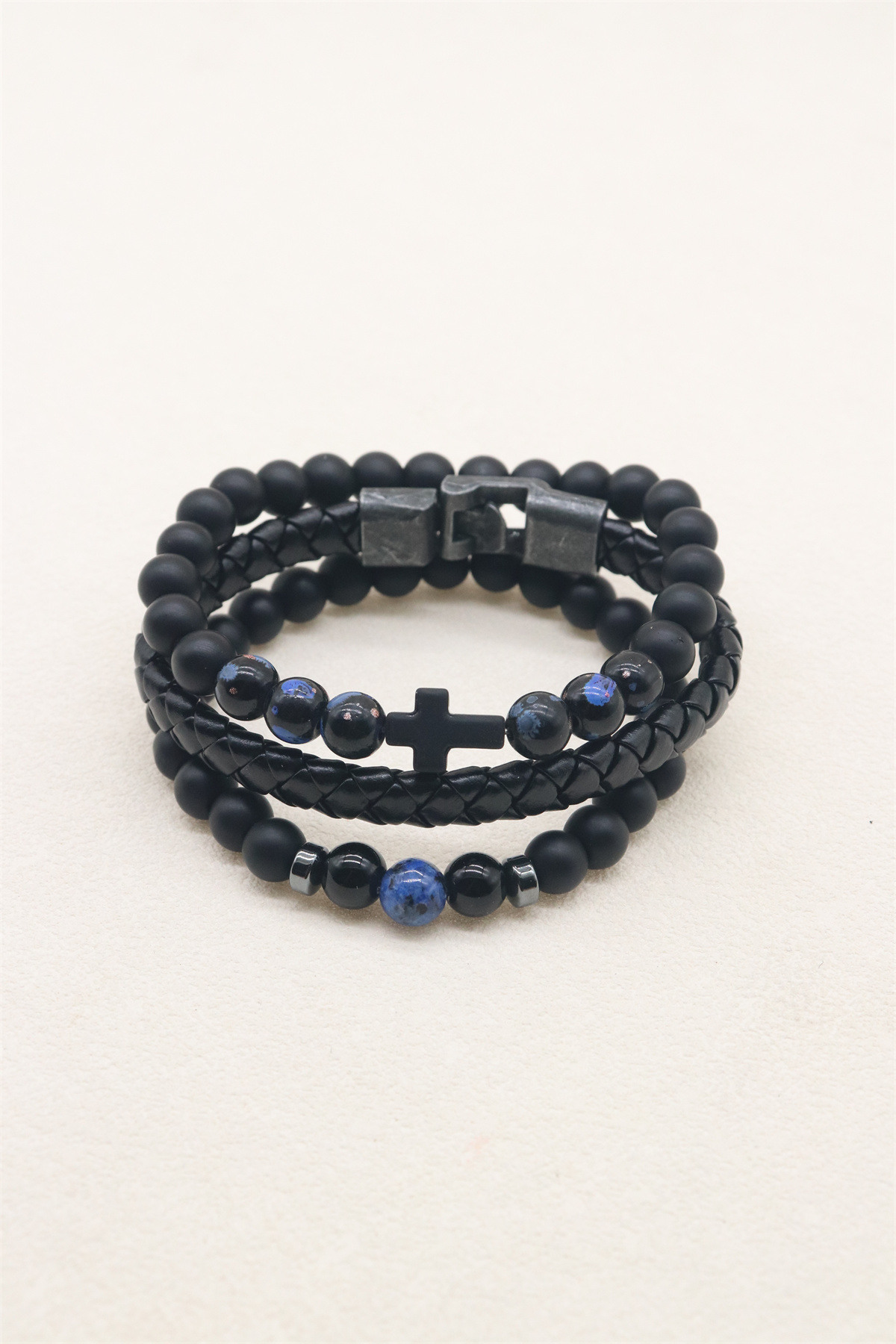 Grossiste ORIENT EXPRESS FIRST - LOT DE BRACELET HOMME EN ACIER. CUIR ET RESINE
