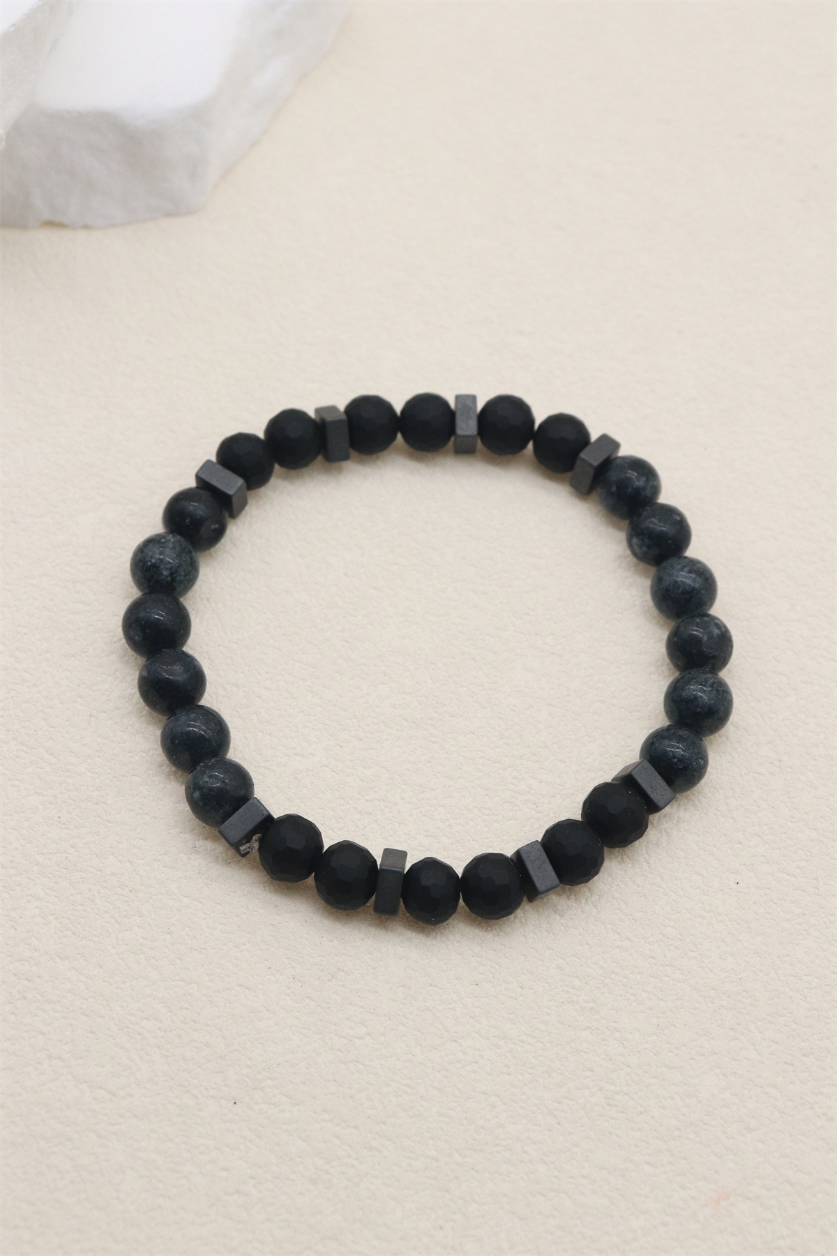 Grossiste ORIENT EXPRESS FIRST - LOT DE BRACELET HOMME EN ACIER. CUIR ET RESINE