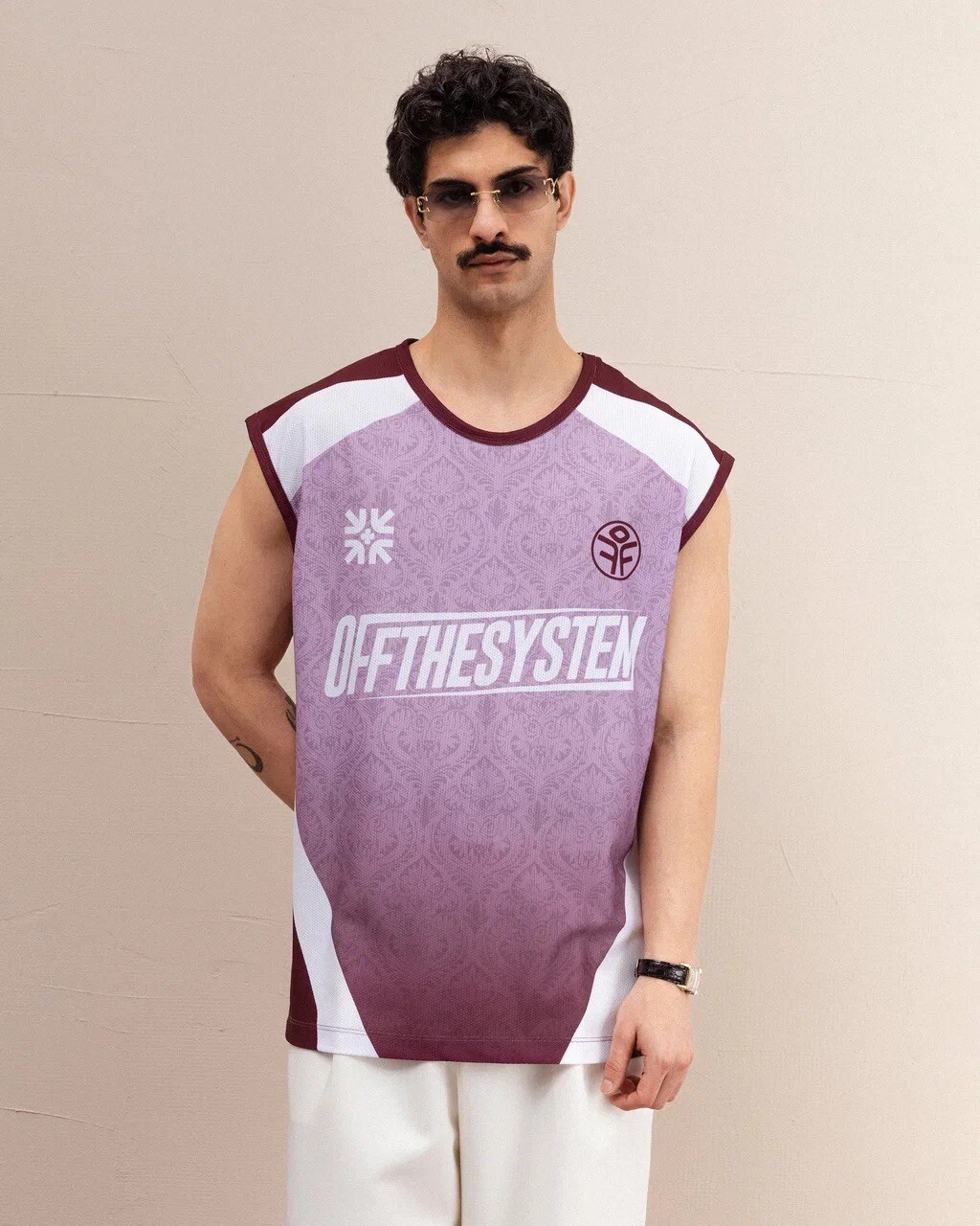 Grossista PLUS EIGHTEEN - T-SHIRT STILE JERSEY