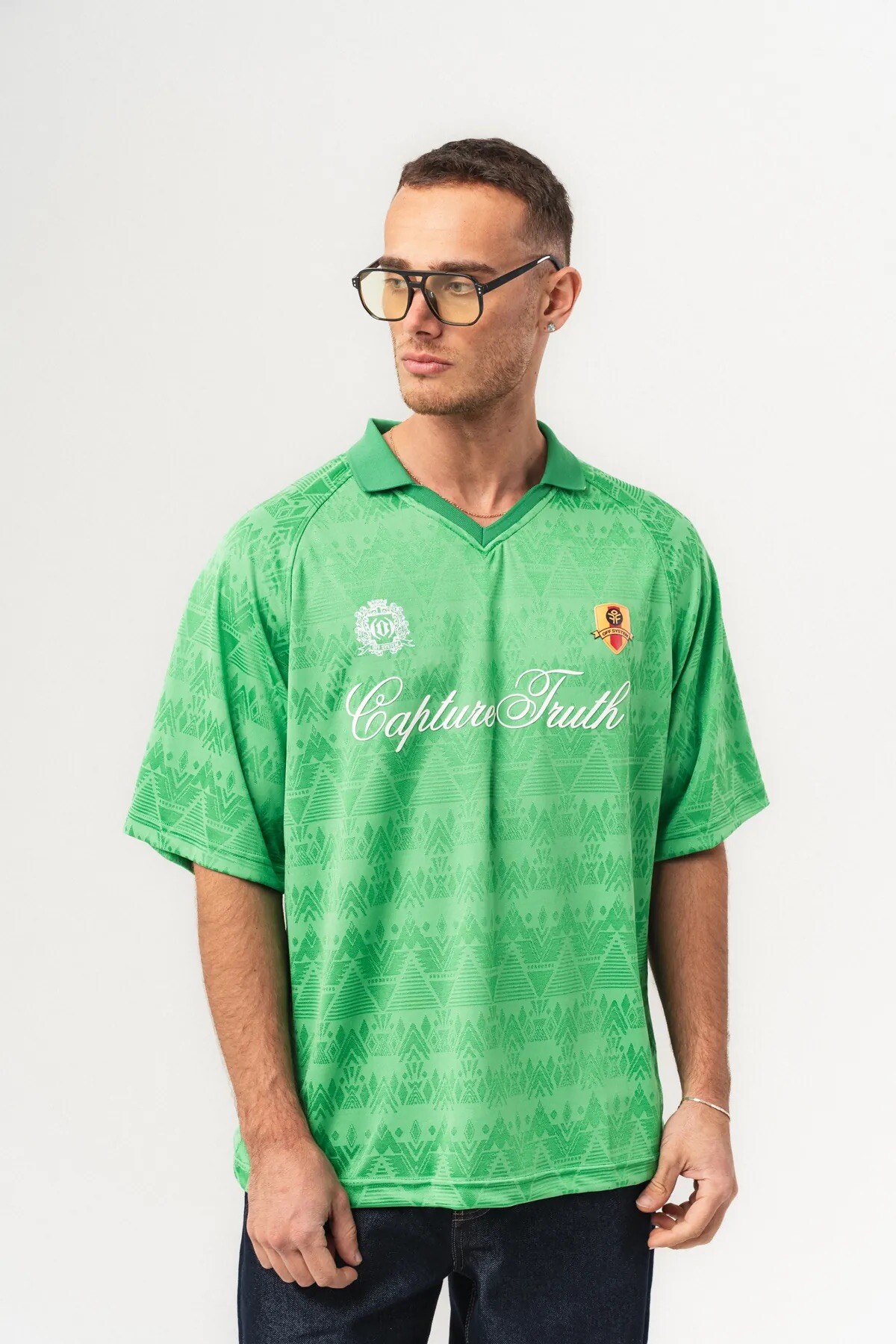 Grossista PLUS EIGHTEEN - T-SHIRT STILE JERSEY
