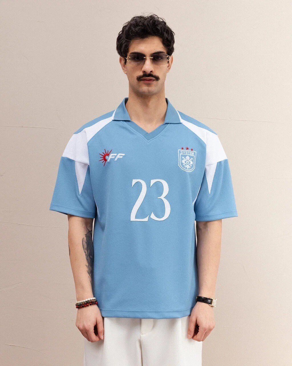Grossista PLUS EIGHTEEN - T-SHIRT STILE JERSEY