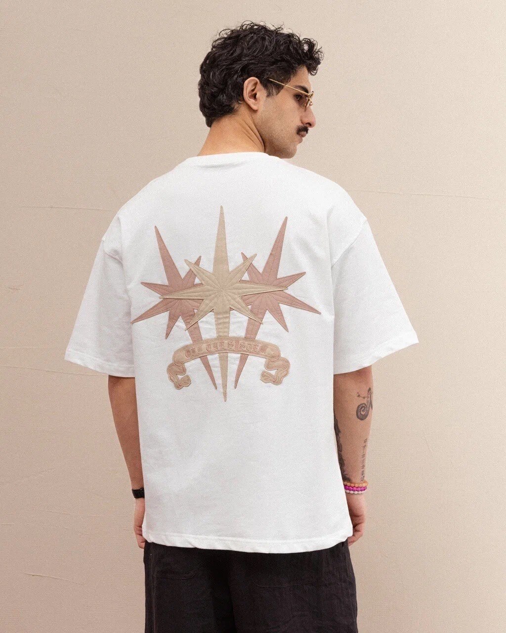 Mayorista PLUS EIGHTEEN - CAMISETA ESTILO PUNTO